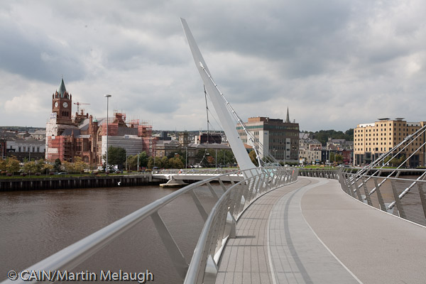 Peace Bridge, River Foyle, Derry - Photo  19  of 22